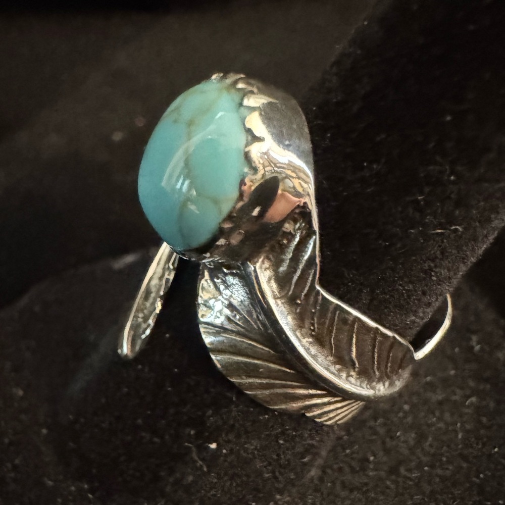 Sterling Silver and genuine Kingman Turquoise Feather Ring Set‎ - Picture 3 of 7